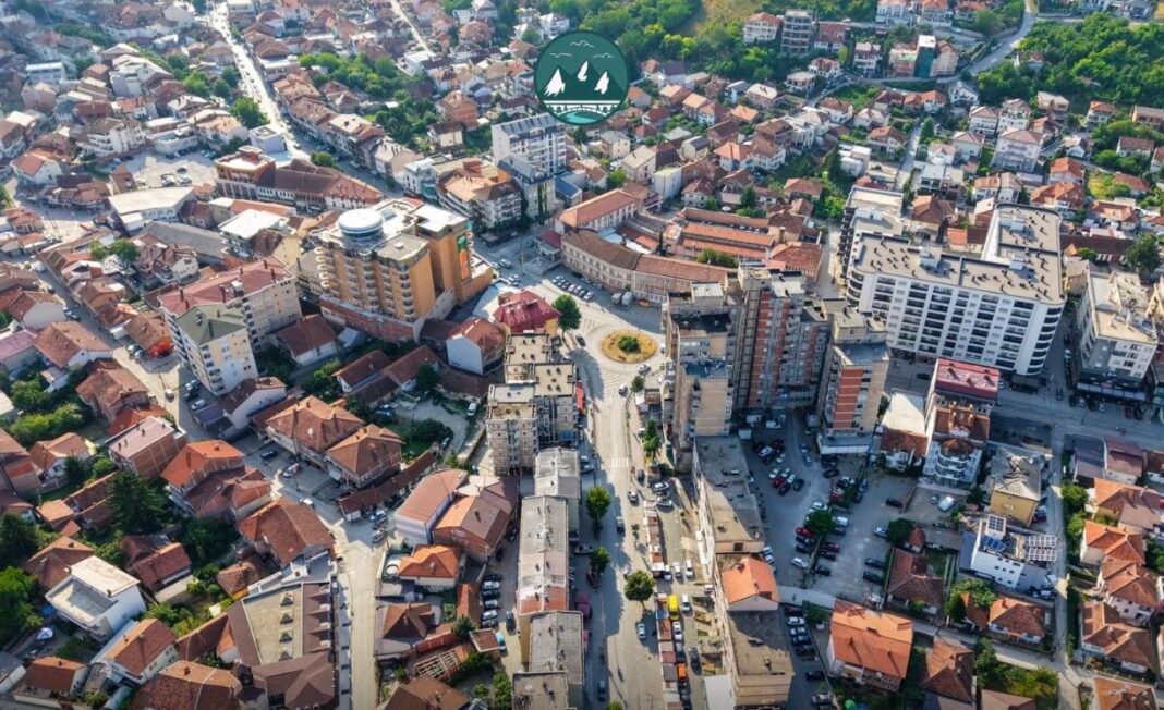Pejë – Zemra që rreh mes traditës dhe zhvillimit Pejë – Zemra që rreh mes traditës dhe zhvillimit